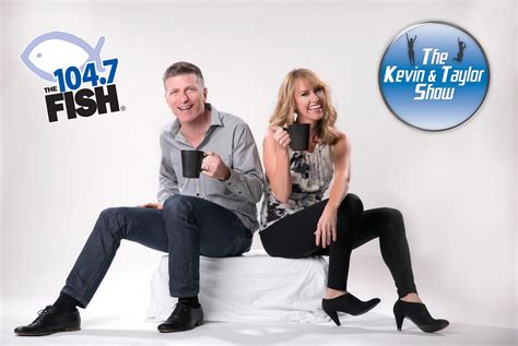 104.7 the fish songs.